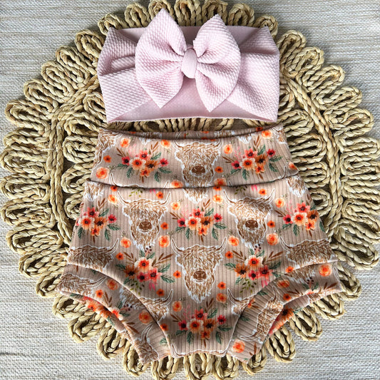 Western baby girl bummy clothing for baby shower gift, handmade floral highland cow print, Texas toddler Cow Print shorties, western baby