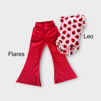 Berry Sweet One First Birthday Outfit Girl, 1st Birthday Girl Outfit, Strawberry Birthday Shirt, Cake Smash Outfit, Sweet One Leo