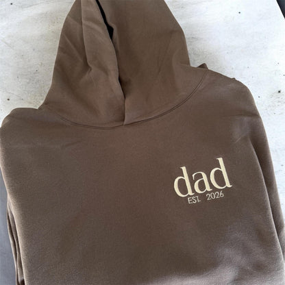 Custom Dad Sweatshirt Est. 2027 | Brown New Dad Gift | Custom Embroidered Father Crewneck | Pregnancy Announcement Hoodie idea for Father